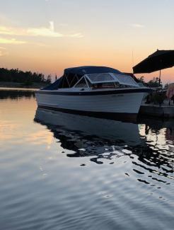 1969, 26’ Lyman Picnic Launch – Georgian Grace