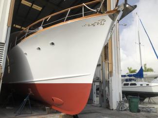 Fully restored 72' Trumpy motor yacht (1972)