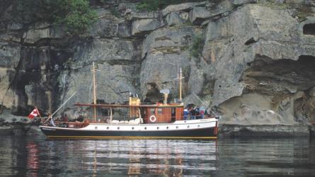 ARGONAUT II was built as GRETA M for the Powell River Company, 1922.