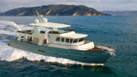 TRAWLER YACHT 585