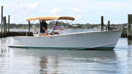 1970 LUZIER 26 CUSTOM CENTER CONSOLE