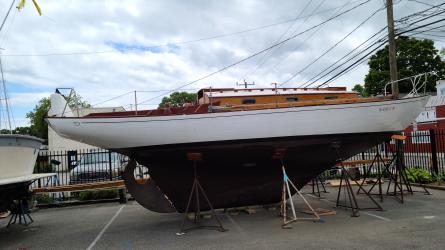 34" Hinckley Sou'wester 1948, on trailer starboard side view