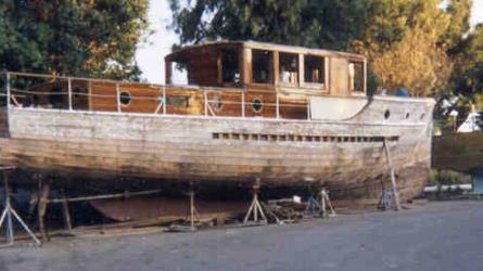 45’ 1929 Motor Yacht by H. C. Hanson