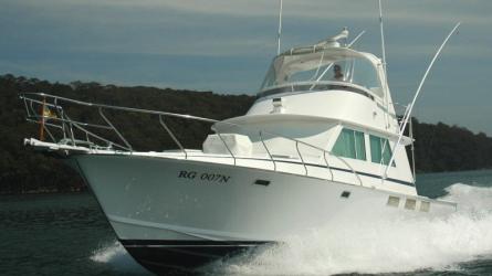 BLIGH sports fisherman designed by Ray Hunt.