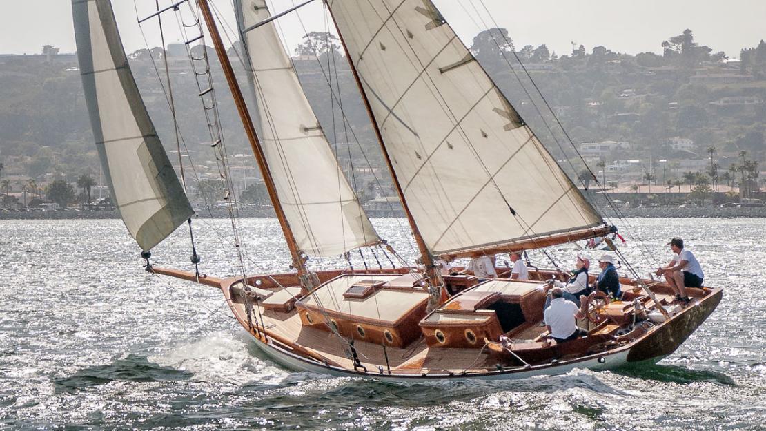 Schooner-yacht LA VOLPE