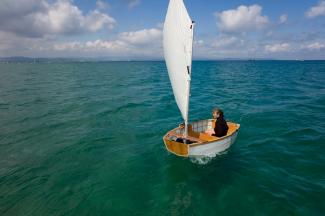 Sails very well using a modified optimist sailing rig