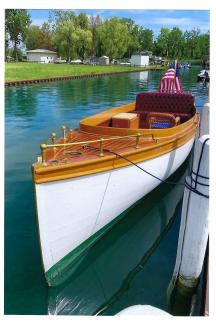 1906 ELCO ELECTRIC LAUNCH -Willow dockside bow view