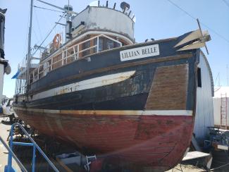 The Lillian Belle, cruiser 