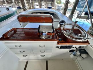 1970 LUZIER 26 CUSTOM CENTER CONSOLE