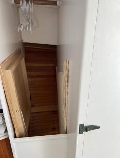 30' Ralph Stanley Classic Lobster Cruiser, storage, coat hangers