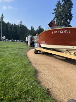 One of a kind DeFir 16' Mahogany Runabout