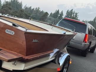 One of a kind DeFir 16' Mahogany Runabout