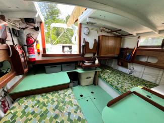 Silk Purse, inside view galley