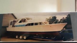 1966 Chris Craft Corinthian 35 foot 