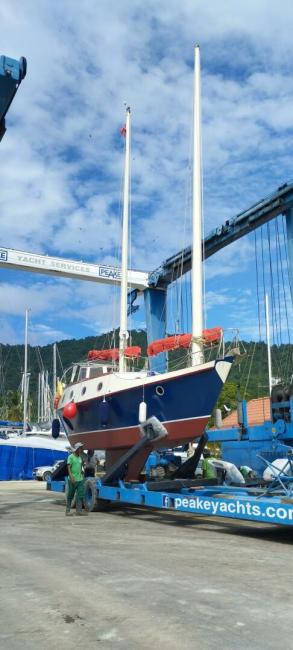  "Tip Toes," a 34' Benford Dory junk rig schooner (Badger)