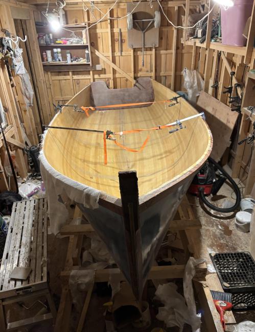 16’ Jericho bay lobster skiff molds, looking at bow, view from above 