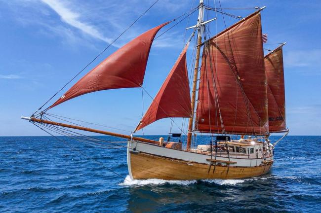 1938 Vintage Norwegian Double Ended Ketch, undersail port side view