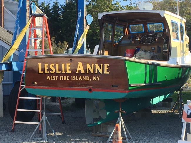 1964 Alvin Beal and Son, on stands, stern starboard view