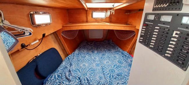36' DEVLIN TRAWLER, 2012, view inside
