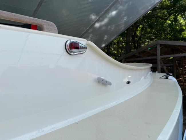 AREY'S XFC 22' CAT, close view outside