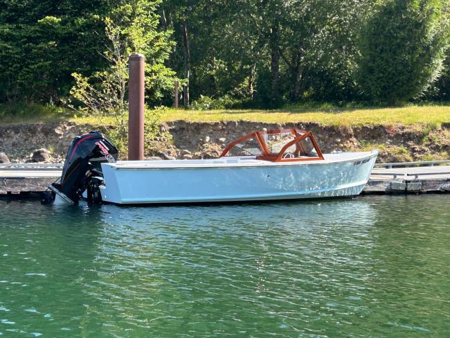 Albury Brothers Runabout, in water starboard side view