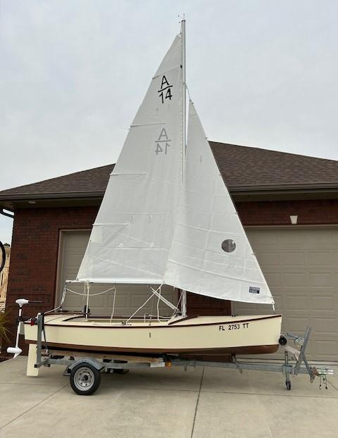 Arch Davis Ace 14, starboard side view on trailer sails up