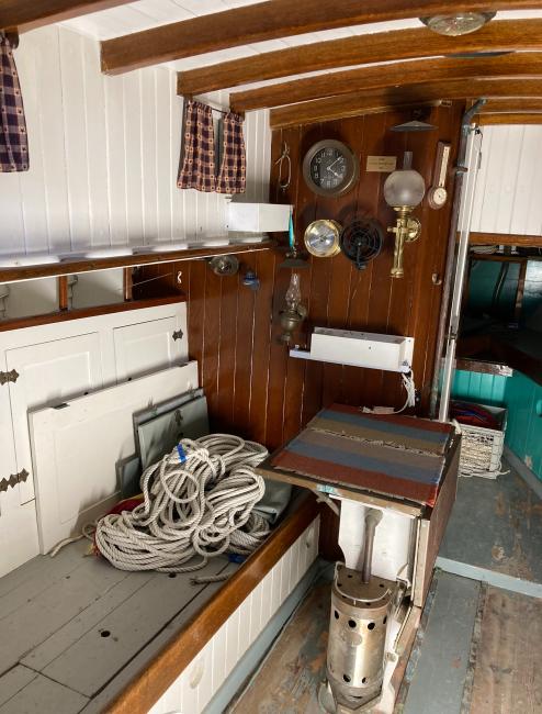 1948 John Hanna 30' Tahiti Ketch, inside view