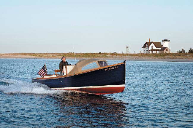First Light  Nancy Lee underway bow starboard side view