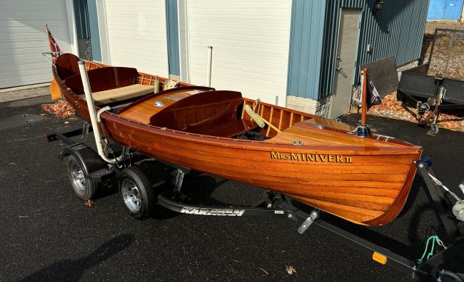 1954 Greavette Disappearing Propeller Boat, 18'