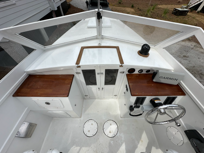Chesapeake Bay Cruiser, view looking down at wheel