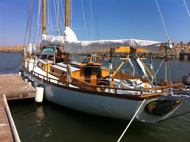 MacIntosh Schooner for sale, docked stern view