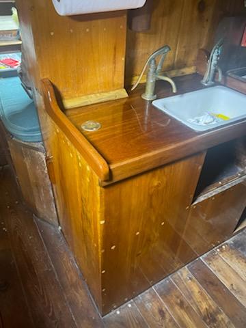 MacIntosh Schooner for sale, inside view sink area
