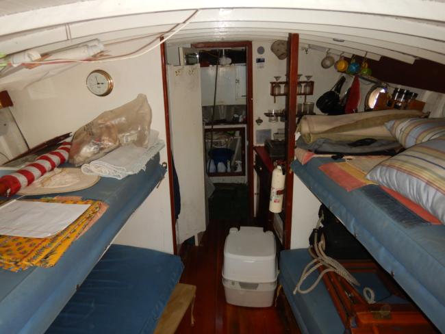 1938 Elco Marinette Cruiser – Naulakha, inside sleeping quarters