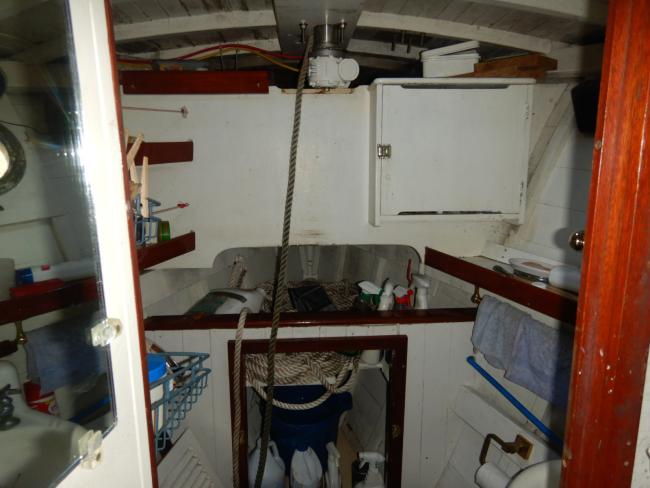 1938 Elco Marinette Cruiser – Naulakha, inside view