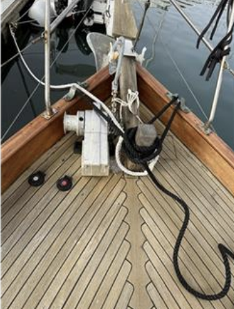 TAHITI KETCH 1978, deck view