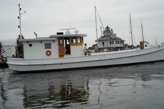 1938 65' Chesapeake Bay Buyboat "Choptank", in water starboard side view