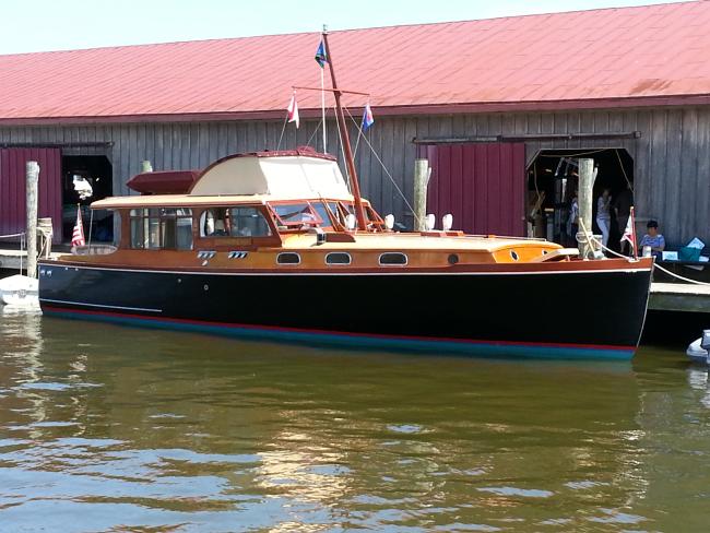 1939  ELCO  Cruisette 44, docked