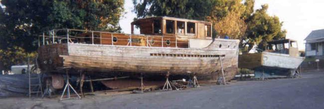 45’ 1929 Motor Yacht by H. C. Hanson