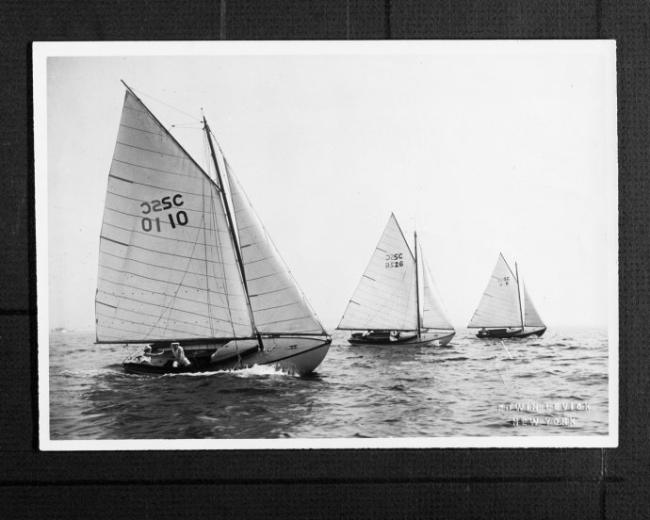 Fish Class racing in 1916 with MANATEE (#788) in the foreground.