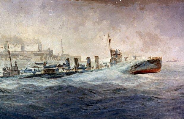 A Fast Convoy: USS Leviathan Escorted by USS Allen (DD-65), Burnell Poole, 1918 (detail),  Courtesy of Naval History and Heritage Command.