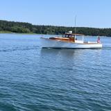 35' Bunker & Ellis lobster yacht, underway