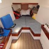 Chesapeake Bay Cruiser, v berth inside view