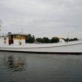 1938 65' Chesapeake Bay Buyboat "Choptank", in water starboard side view